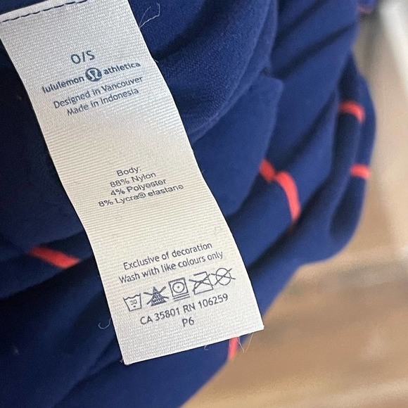 Lululemon Athletica Striped Vinyasa Scarf Blue/Red Women's One Size - Picture 10 of 11